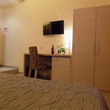 Booking House Рим Екстер'єр фото