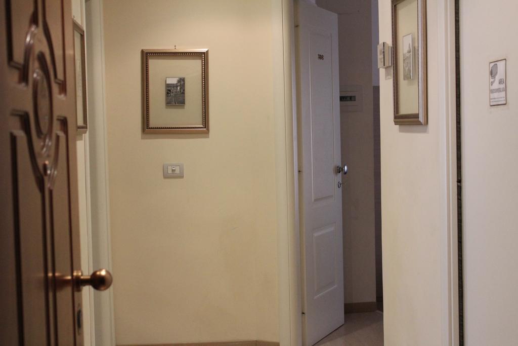 Booking House Рим Екстер'єр фото