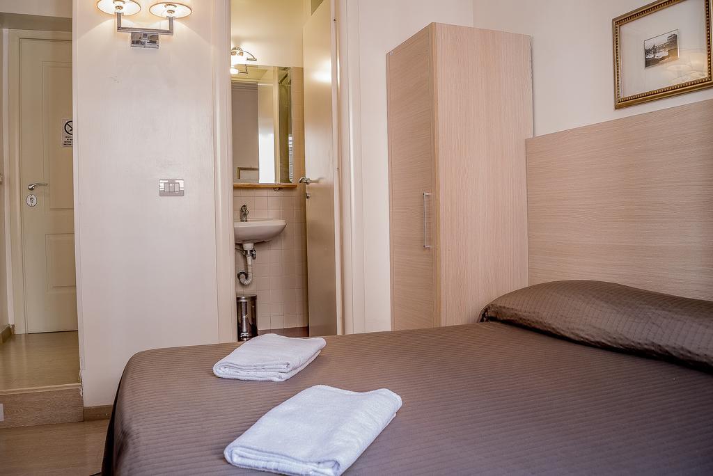 Booking House Рим Екстер'єр фото