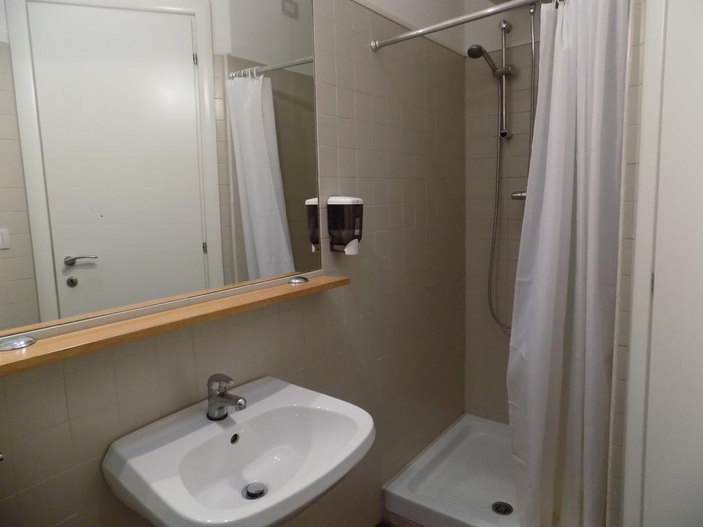Booking House Рим Екстер'єр фото