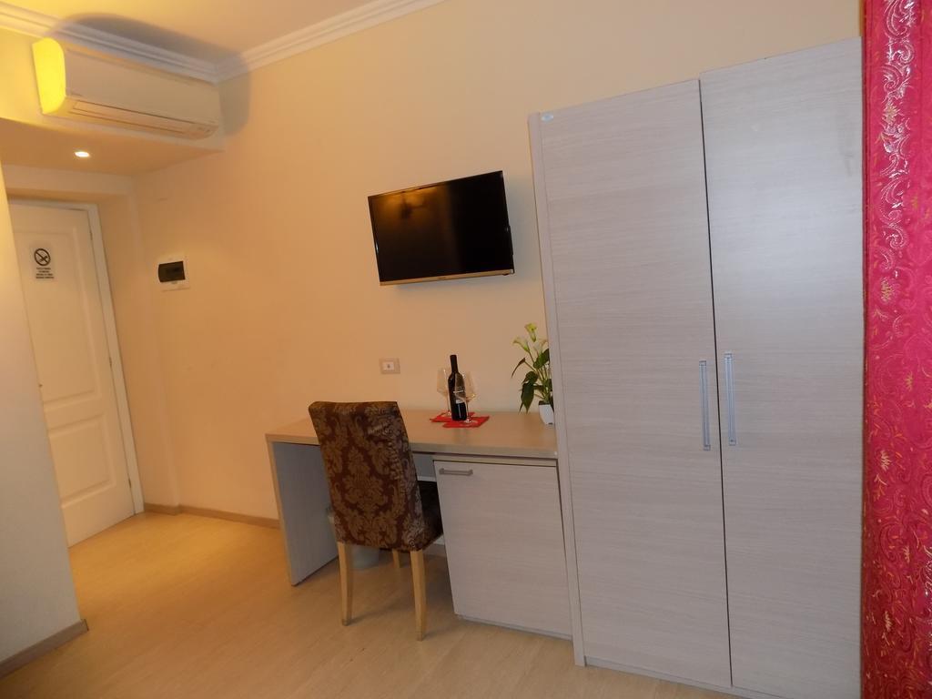 Booking House Рим Екстер'єр фото