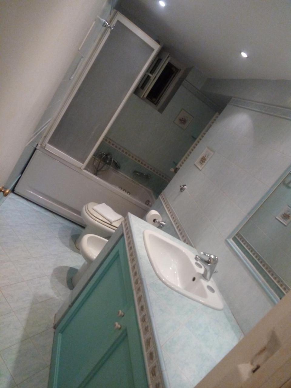 Booking House Рим Екстер'єр фото