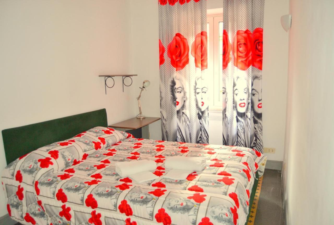 Booking House Рим Екстер'єр фото