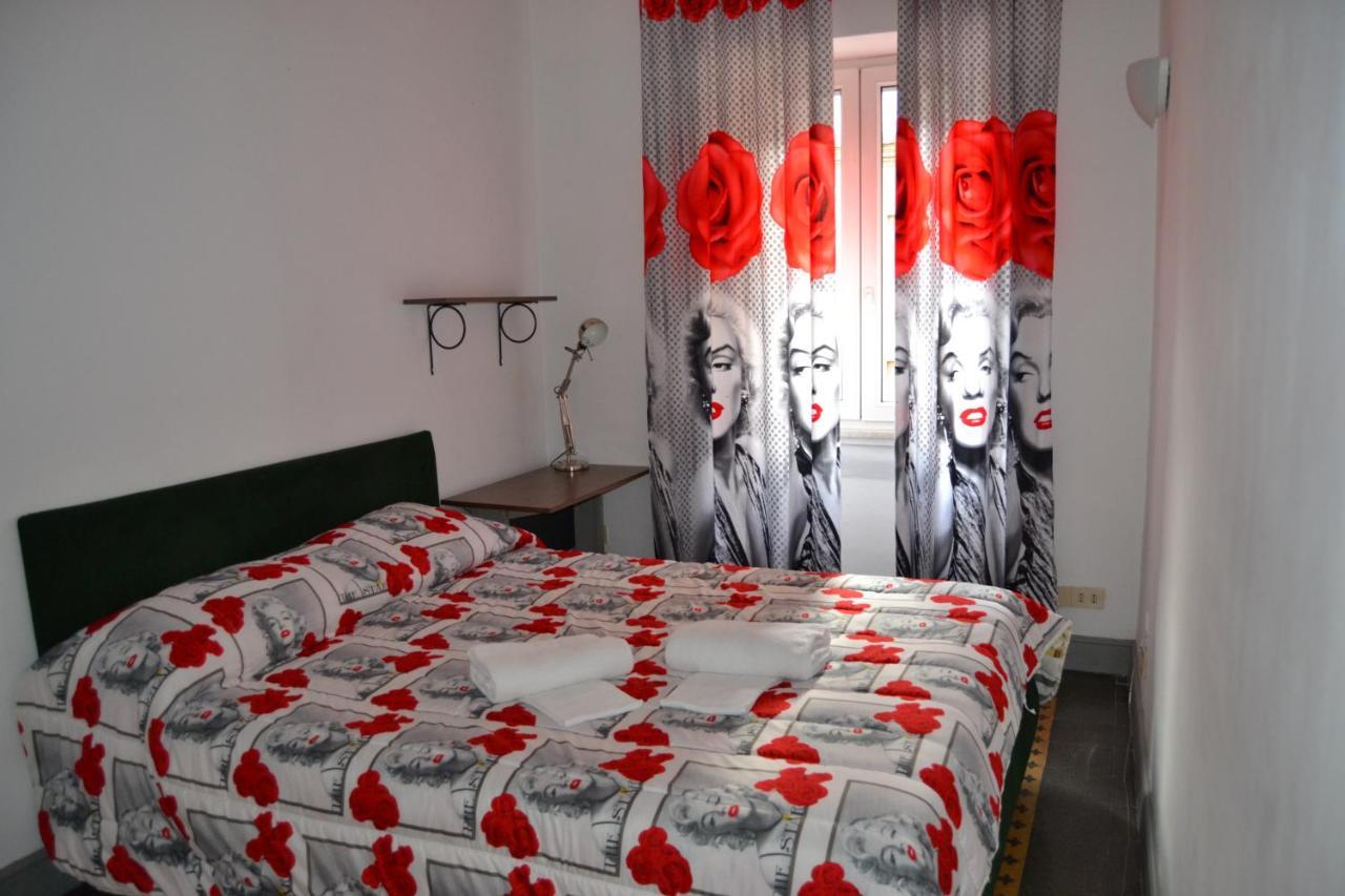 Booking House Рим Екстер'єр фото