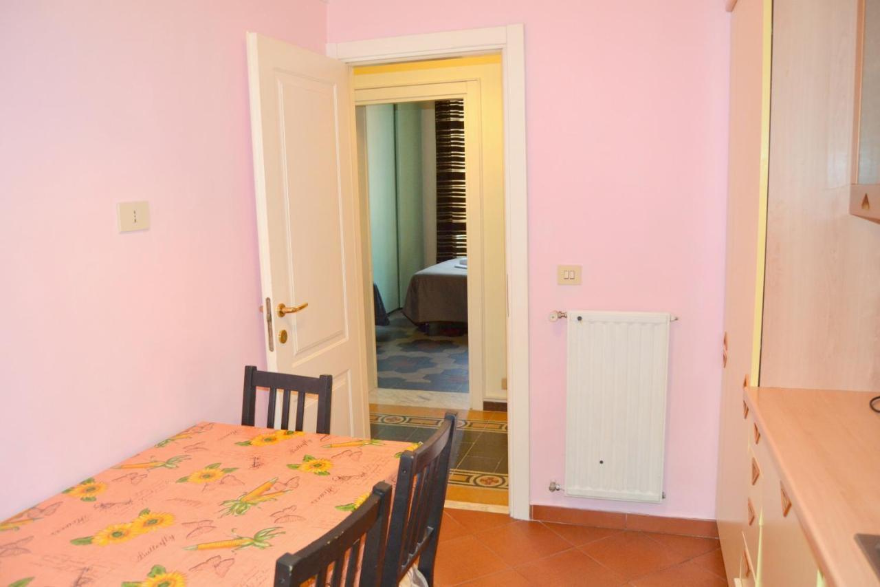 Booking House Рим Екстер'єр фото